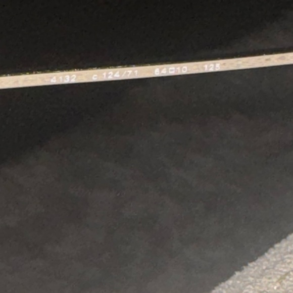 CHANEL hard to find. Silver and Black  vintage Aviator Sunglasses mint condition - Picture 6 of 11